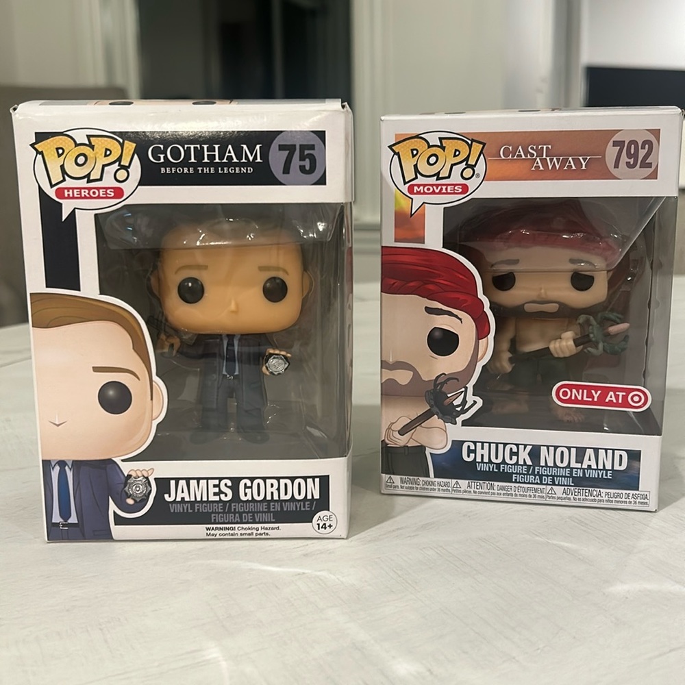 Funko POP Heroes #75 James Gordon DC Gotham & Movies Cast Away # 792 Chuck Nolan